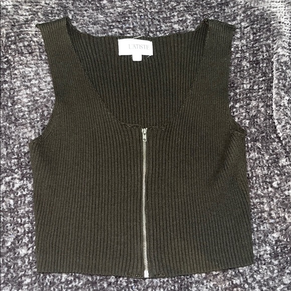 Green Crop Top with Zipper ✨ - Picture 1 of 2